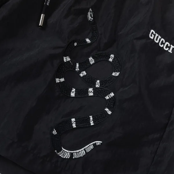 【GUCCI  公式旗艦店】グッチ  ショートパンツご好評に付き再入荷！250224