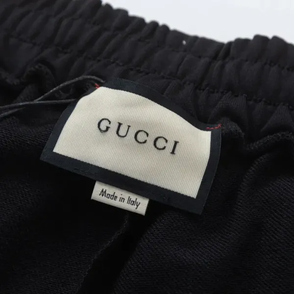 【GUCCI 公式旗艦店】グッチ  ショートパンツご好評に付き再入荷！