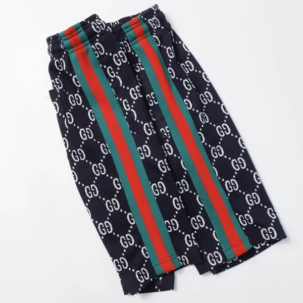 【GUCCI  公式旗艦店】クッチ   ショートパンツ  ご好評に付き再入荷！