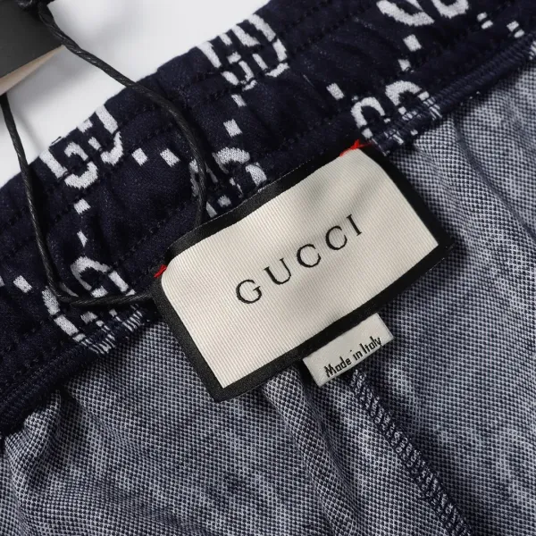 【GUCCI  公式旗艦店】クッチ   ショートパンツ  ご好評に付き再入荷！