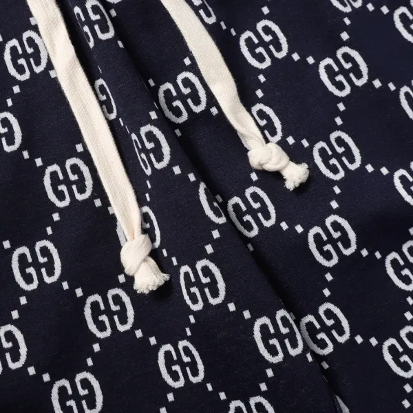 【GUCCI  公式旗艦店】クッチ   ショートパンツ  ご好評に付き再入荷！