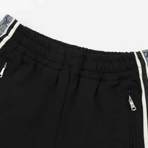 【GUCCI公式旗艦店】クッチ  ショートパンツ  ご好評に付き再入荷！