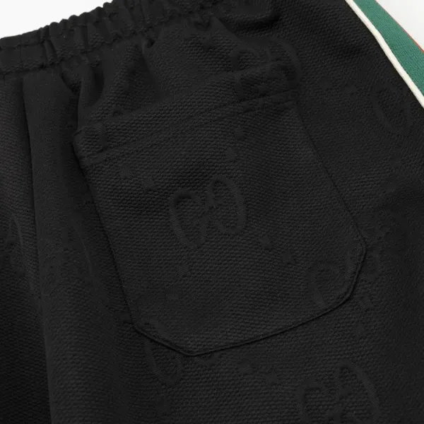 【GUCCI公式旗艦店】クッチ  ショートパンツ  ご好評に付き再入荷！