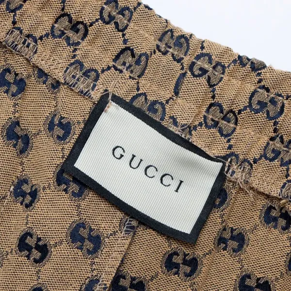 【GUCCI公式旗艦店】クッチ  ショートパンツ  ご好評に付き再入荷！