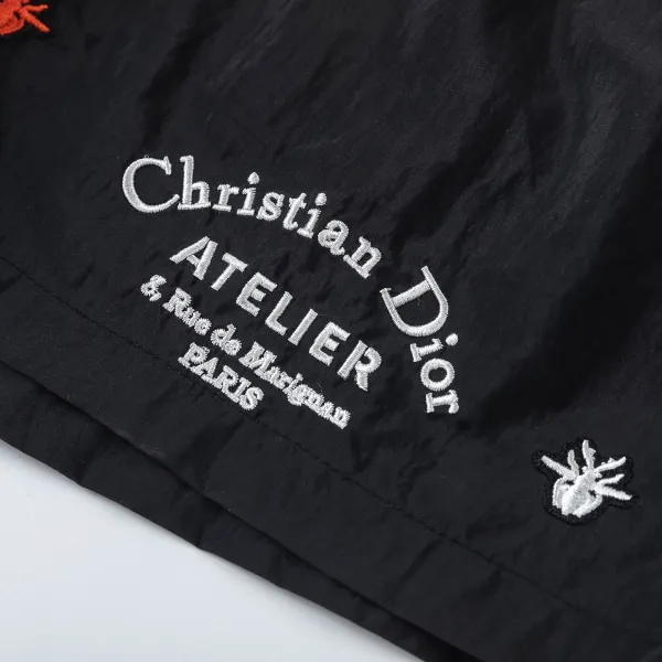 【DIOR  公式旗艦店】ディオール ショートパンツご好評に付き再入荷！250225