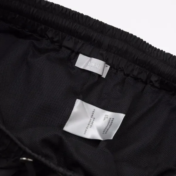 【DIOR  公式旗艦店】ディオール   ショートパンツ  ご好評に付き再入荷！
