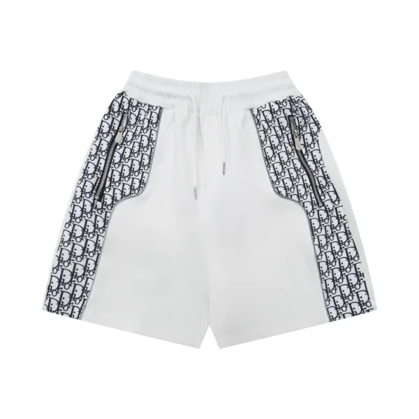【DIOR 公式旗艦店】ディオール ショートパンツご好評に付き再入荷! 【DIOR 公式旗艦店】ディオール ショートパンツご好評に付き再入荷!