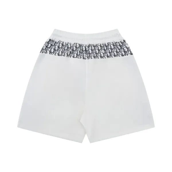 【DIOR 公式旗艦店】ディオール ショートパンツご好評に付き再入荷! 【DIOR 公式旗艦店】ディオール ショートパンツご好評に付き再入荷!