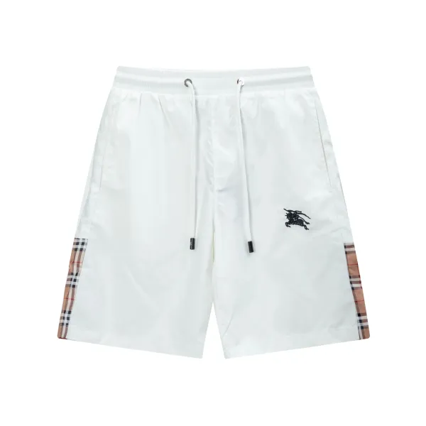 【BURBERRY  公式旗艦店】バーバリー  ショートパンツご好評に付き再入荷！250226