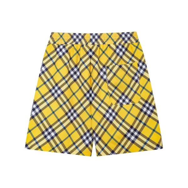 【BURBERRY 公式旗艦店】バーバリー  ショートパンツご好評に付き再入荷 24627