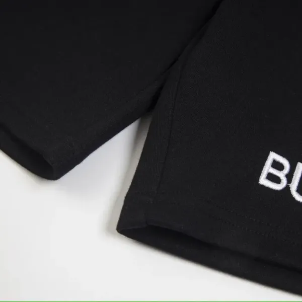 【BURBERRY  公式旗艦店】バーバリー  ショートパンツ  ご好評に付き再入荷！