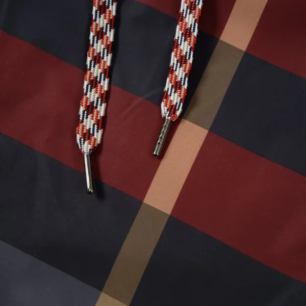 【BURBERRY  公式旗艦店】バーバリー  ショートパンツご好評に付き再入荷！