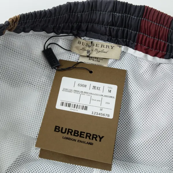 【BURBERRY  公式旗艦店】バーバリー  ショートパンツご好評に付き再入荷！