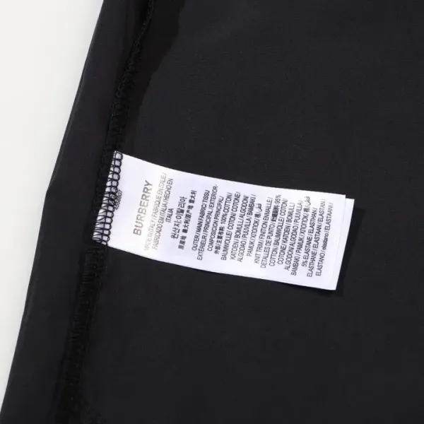 【BURBERRY 公式旗艦店】バーバリー ショートパンツご好評に付き再入荷! 【BURBERRY 公式旗艦店】バーバリー ショートパンツご好評に付き再入荷!