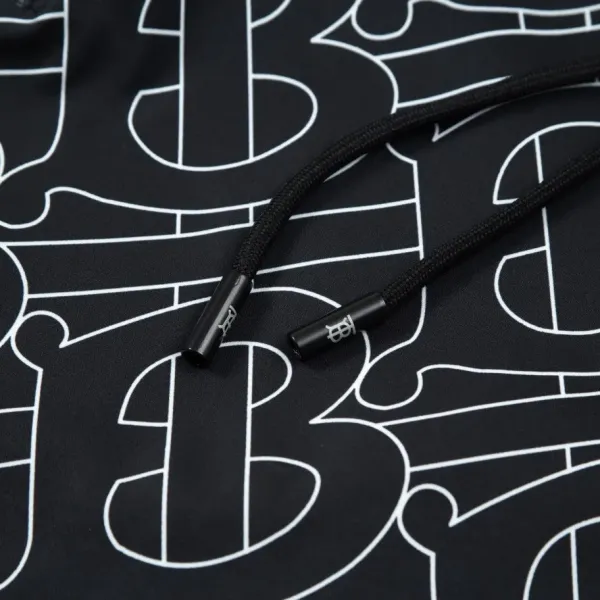 【BURBERRY  公式旗艦店】バーバリー  ショートパンツ  ご好評に付き再入荷！