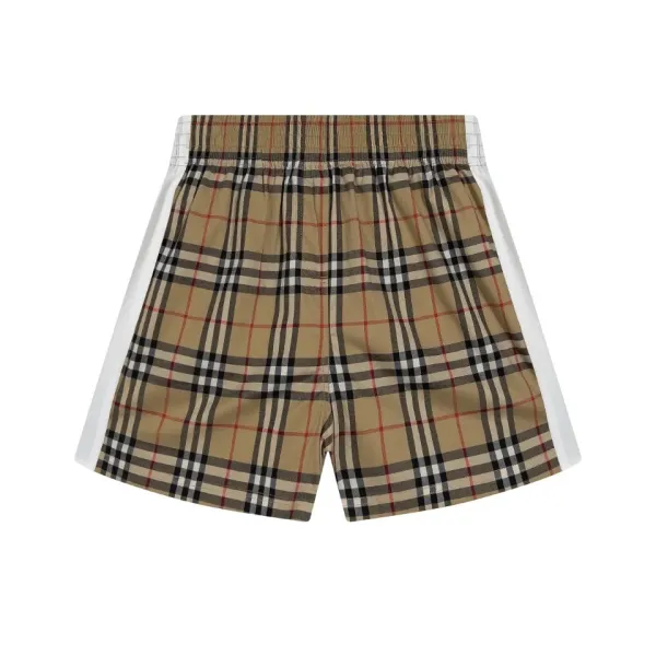 【BURBERRY  公式旗艦店】バーバリー  ショートパンツ  ご好評に付き再入荷！