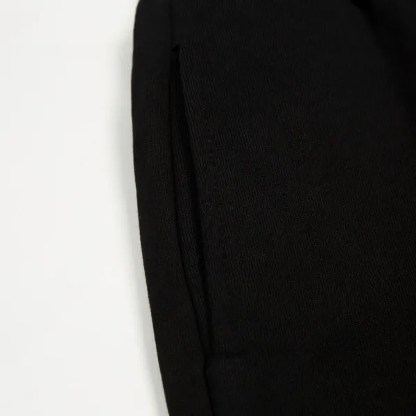 【BURBERRY 公式旗艦店】バーバリー   ショートパンツ  ご好評に付き再入荷！