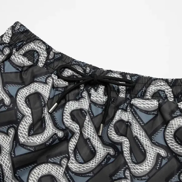 【BURBERRY  公式旗艦店】 バーバリー   ショートパンツ  ご好評に付き再入荷！