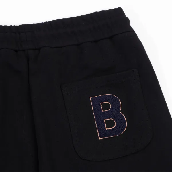 【BURBERRY  公式旗艦店】バーバリー  ショートパンツ  ご好評に付き再入荷！