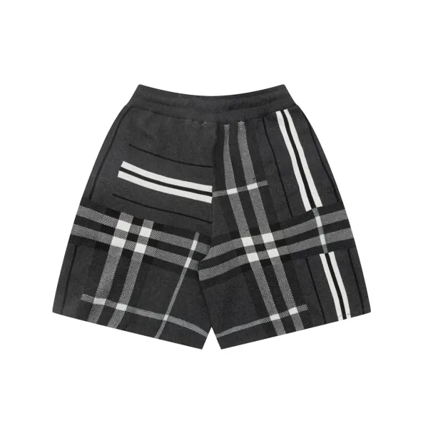 【BURBERRY  公式旗艦店】バーバリー  ショートパンツ  ご好評に付き再入荷！