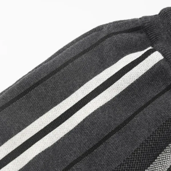 【BURBERRY  公式旗艦店】バーバリー  ショートパンツ  ご好評に付き再入荷！