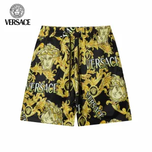 【VERSACE  公式旗艦店】ヴェルサーチ  ショートパンツご好評に付き再入荷 24628
