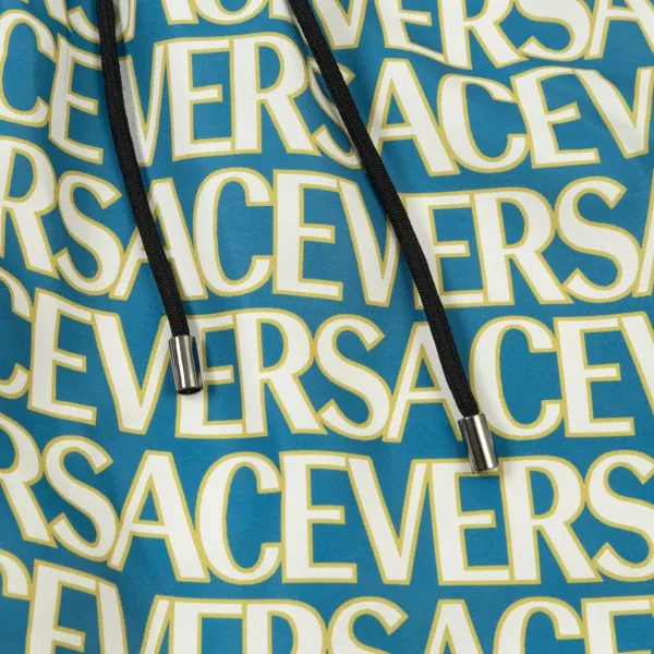 【VERSACE  公式旗艦店】ヴェルサーチ  ショートパンツご好評に付き再入荷 24628