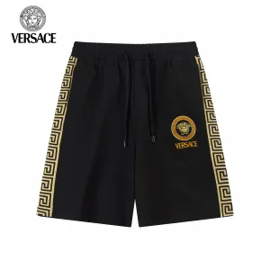 【VERSACE  公式旗艦店】ヴェルサーチ  ショートパンツ  ご好評に付き再入荷！