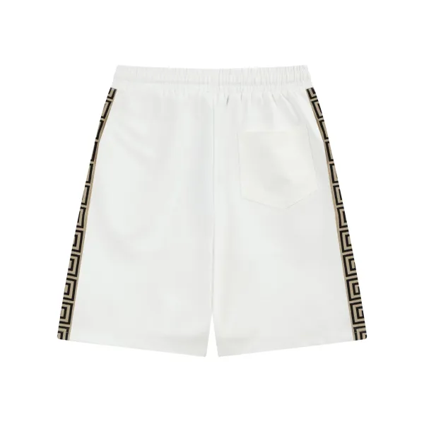 【VERSACE  公式旗艦店】ヴェルサーチ  ショートパンツ  ご好評に付き再入荷！