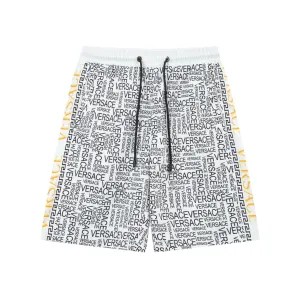 【VERSACE  公式旗艦店】ヴェルサーチ  ショートパンツ  ご好評に付き再入荷！