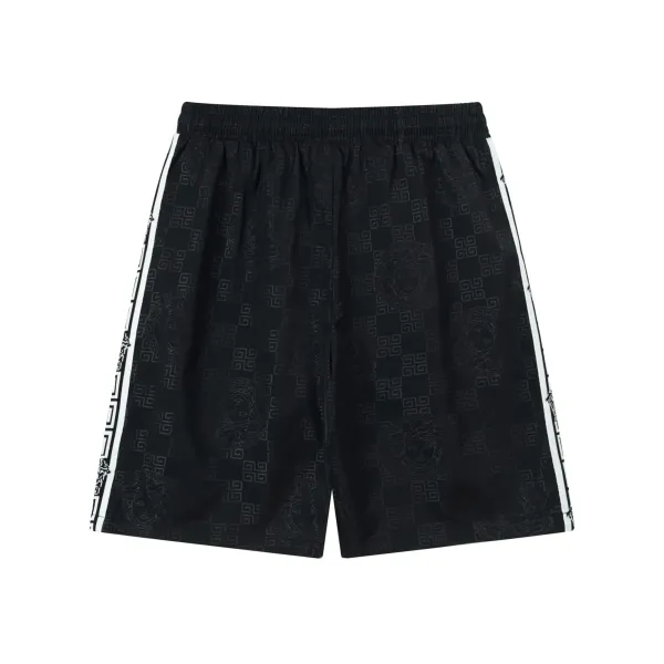 【VERSACE  公式旗艦店】ヴェルサーチ  ショートパンツ  ご好評に付き再入荷！