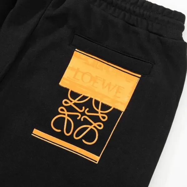 【LOEWE 公式旗艦店】ロエベ   ショートパンツご好評に付き再入荷！