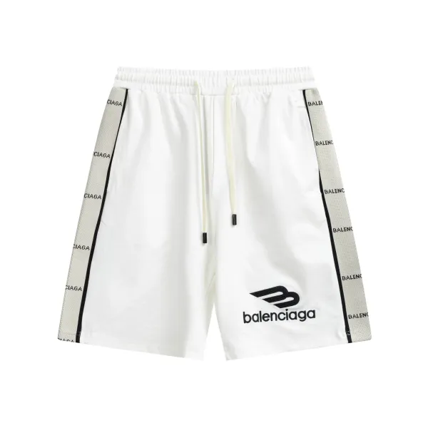 【BALENCIAGA  公式旗艦店】バレンシアガ  ショートパンツご好評に付き再入荷！250227