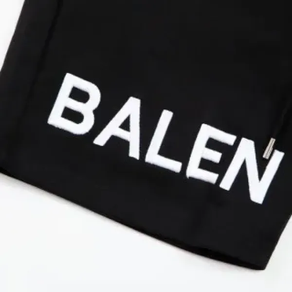 【BALENCIAGA  公式旗艦店】バレンシアガ  ショートパンツご好評に付き再入荷！250227