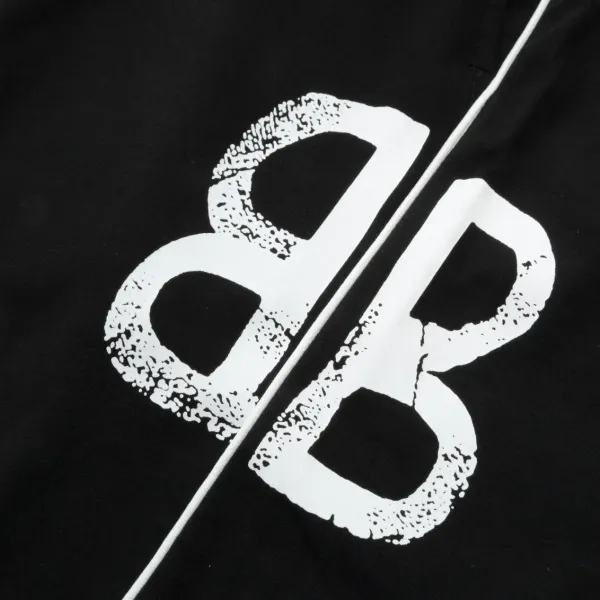 【BALENCIAGA 公式旗艦店】バレンシアガ  ショートパンツ  ご好評に付き再入荷 240717