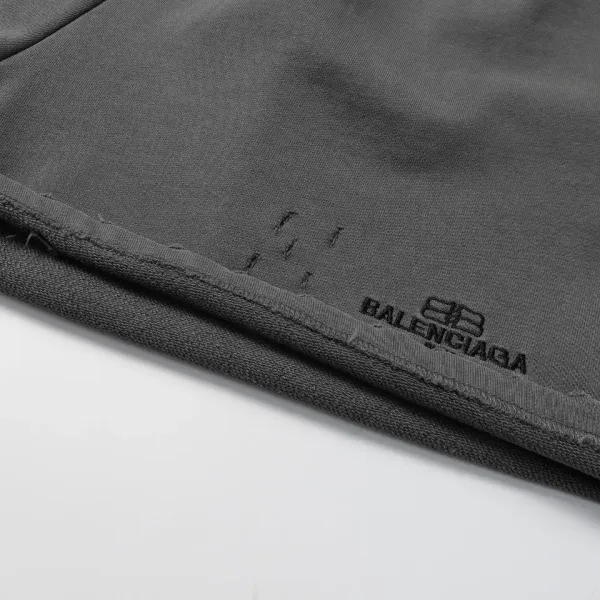 【BALENCIAGA  公式旗艦店】バレンシアガ  ショートパンツご好評に付き再入荷！