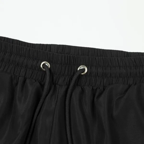 【BALENCIAGA  公式旗艦店】バレンシアガ   ショートパンツ  ご好評に付き再入荷！