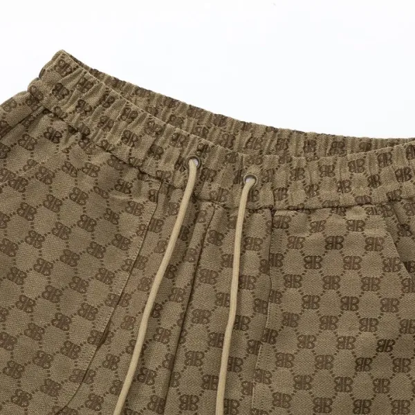 【BALENCIAGA  公式旗艦店】バレンシアガ    ショートパンツ  ご好評に付き再入荷！