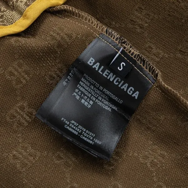 【BALENCIAGA  公式旗艦店】バレンシアガ    ショートパンツ  ご好評に付き再入荷！