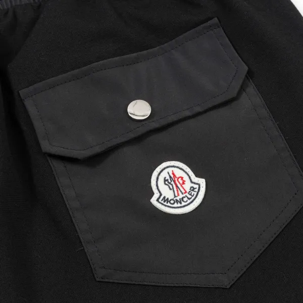 【MONCLER  公式旗艦店】モンクレール   ショートパンツご好評に付き再入荷！250225