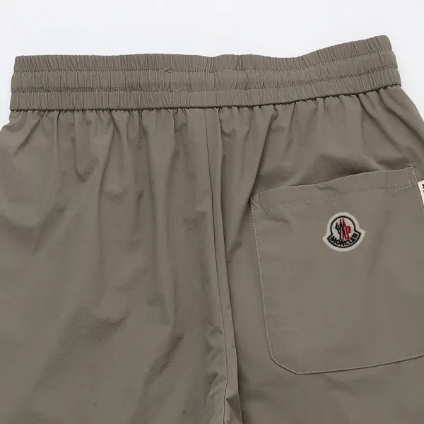 【MONCLER 公式旗艦店】モンクレール   ショートパンツ  ご好評に付き再入荷！