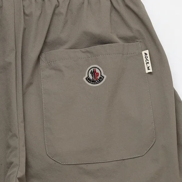 【MONCLER 公式旗艦店】モンクレール   ショートパンツ  ご好評に付き再入荷！