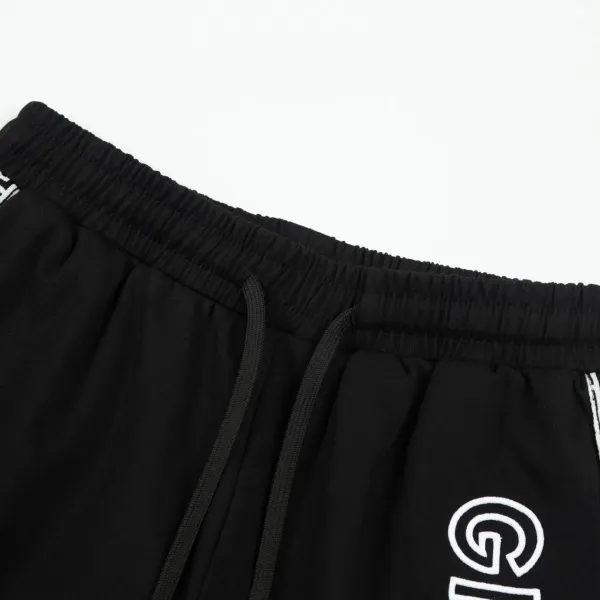 【GIVENCHY  公式旗艦店】ジバンシー ショートパンツご好評に付き再入荷 240803