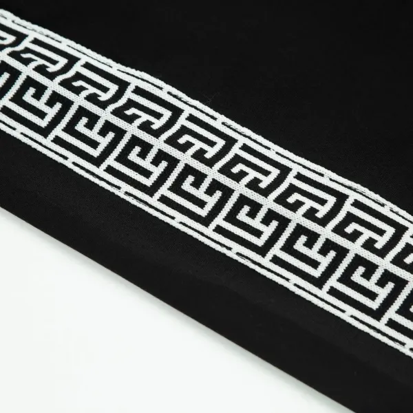 【GIVENCHY  公式旗艦店】ジバンシー ショートパンツご好評に付き再入荷 240803