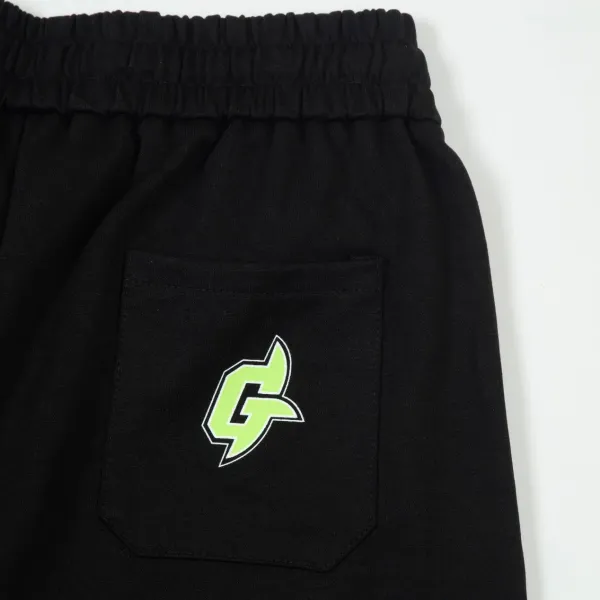 【GIVENCHY  公式旗艦店】ジバンシー ショートパンツご好評に付き再入荷！