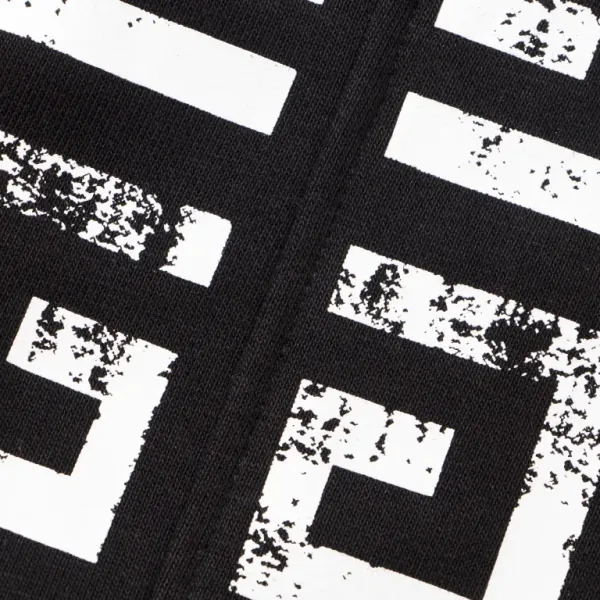【GIVENCHY 公式旗艦店】ジバンシー   ショートパンツご好評に付き再入荷！