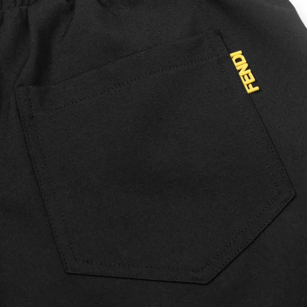 【FENDI  公式旗艦店】フェンディ  ショートパンツご好評に付き再入荷！250226