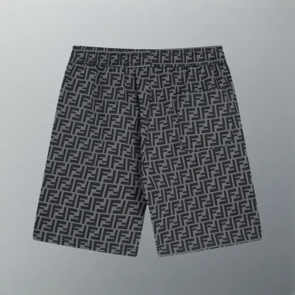 【FENDI  公式旗艦店】フェンディ  ショートパンツご好評に付き再入荷！250226