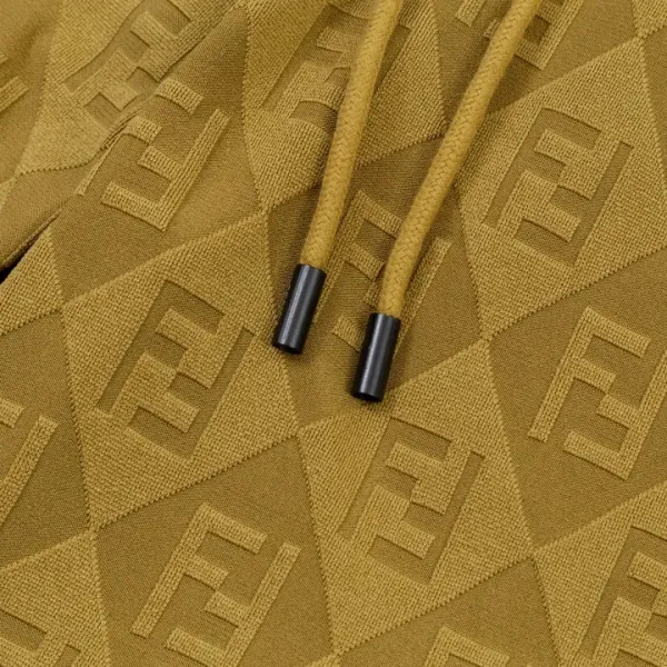 【FENDI  公式旗艦店】フェンディ  ショートパンツご好評に付き再入荷！250226