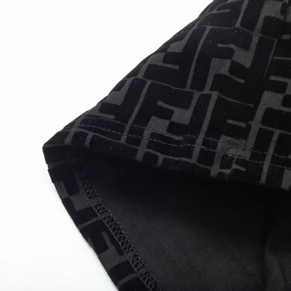【FENDI   公式旗艦店】フェンディ  ショートパンツご好評に付き再入荷！250226